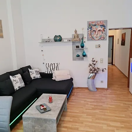 Citystudio Mit Schlafgalerie Bis 6 Gaeste Direkt Am Luisenplatz *