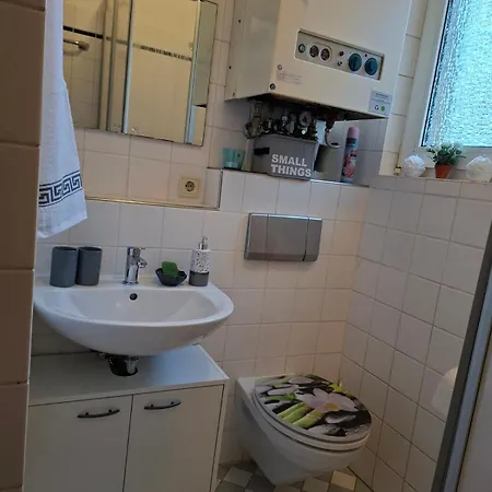 Citystudio Mit Schlafgalerie Bis 6 Gaeste Direkt Am Luisenplatz