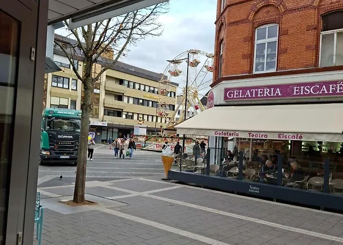 Citystudio Mit Schlafgalerie Bis 6 Gaeste Direkt Am Luisenplatz Appartement Neuwied