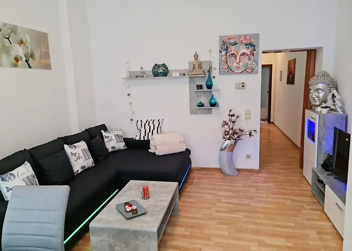 Citystudio Mit Schlafgalerie Bis 6 Gaeste Direkt Am Luisenplatz *