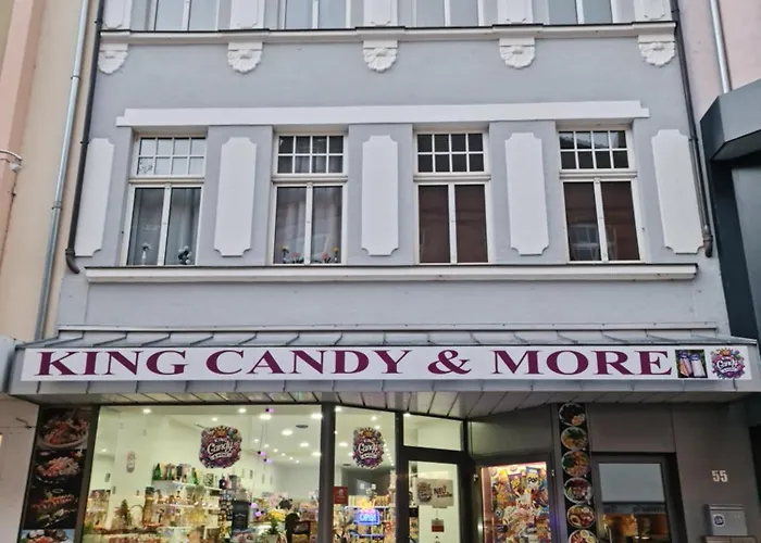 Citystudio Mit Schlafgalerie Bis 6 Gaeste Direkt Am Luisenplatz